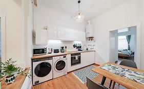 3 Bedrooms - 75Sqm - 15 Min. City Center